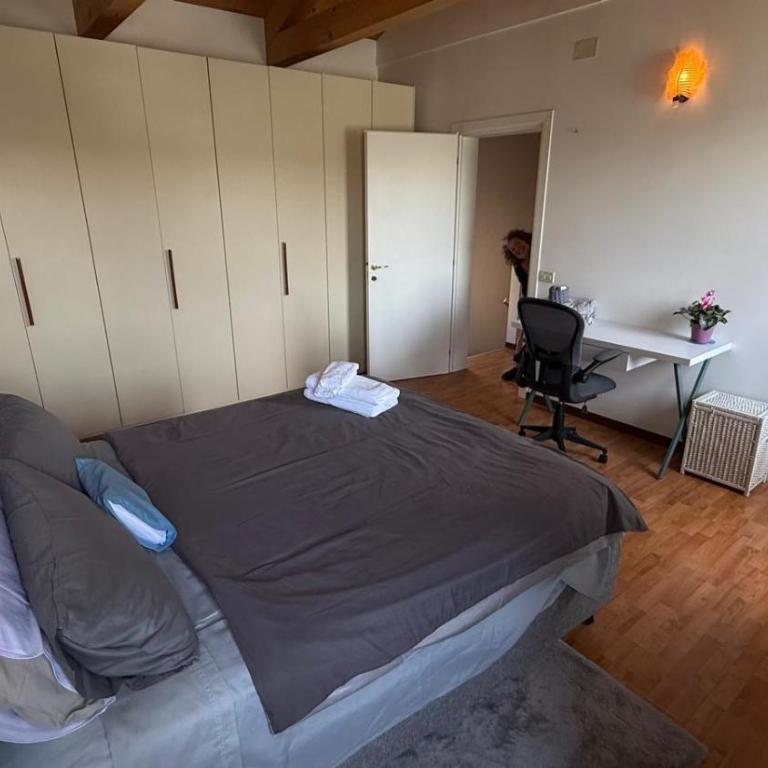 Bella Murano Rooms - Vaporetto Venier & Lagoon View - Studio Apartment with One Double Bed - 10