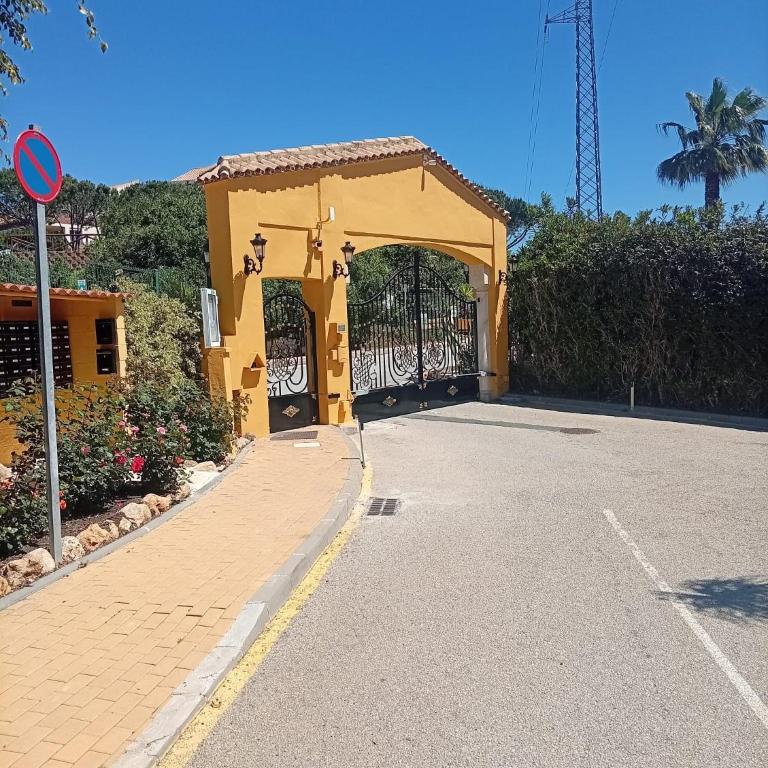Casa Kapano - Deluxe-Apartment mit 2 Schlafzimmern und Gartenblick - 41