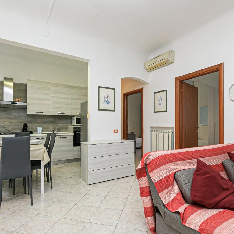 Primula House by ML WHITE HOUSE - Appartamento Deluxe con 2 Camere da Letto e Balcone - 1
