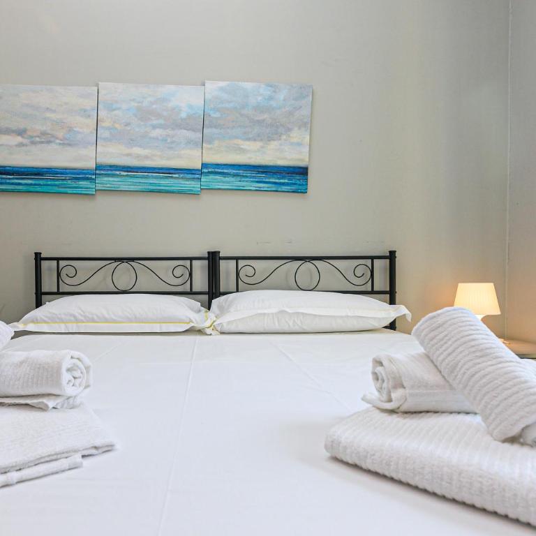 Apartments in Palazzo San Paolo with balconies by ML WHITE HOUSE - Appartamento Deluxe con 2 Camere da Letto e Balcone - 11