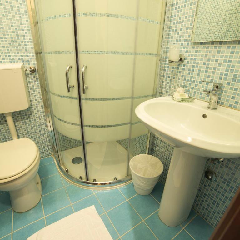 Hotel Moderno - Camera Doppia con Letti Singoli - 16