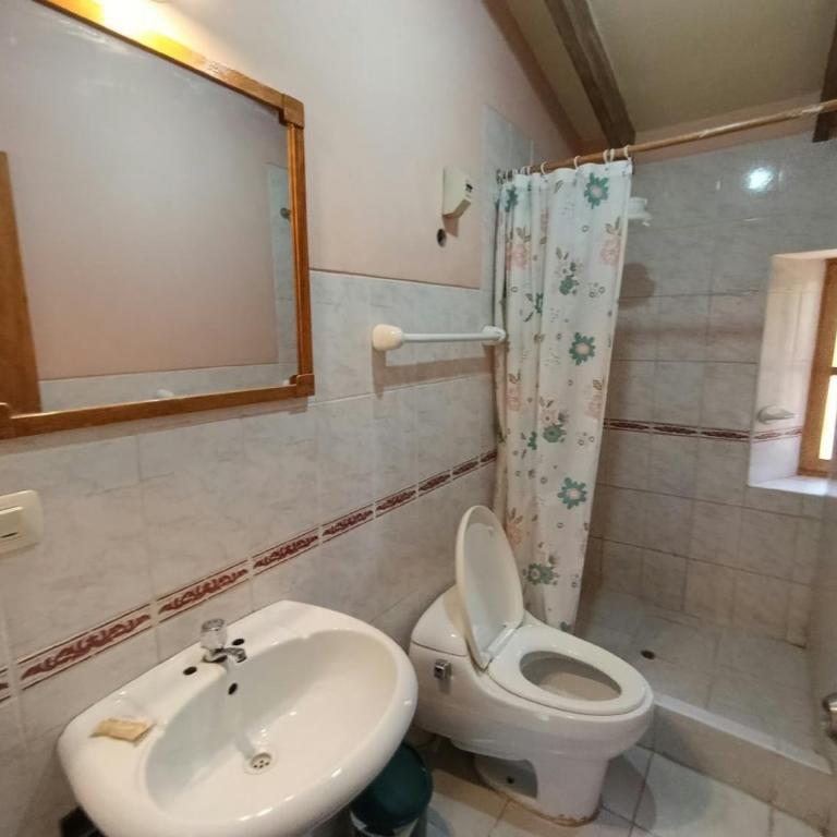 Hostal Urutincuy - Double Room with Private Bathroom - 5