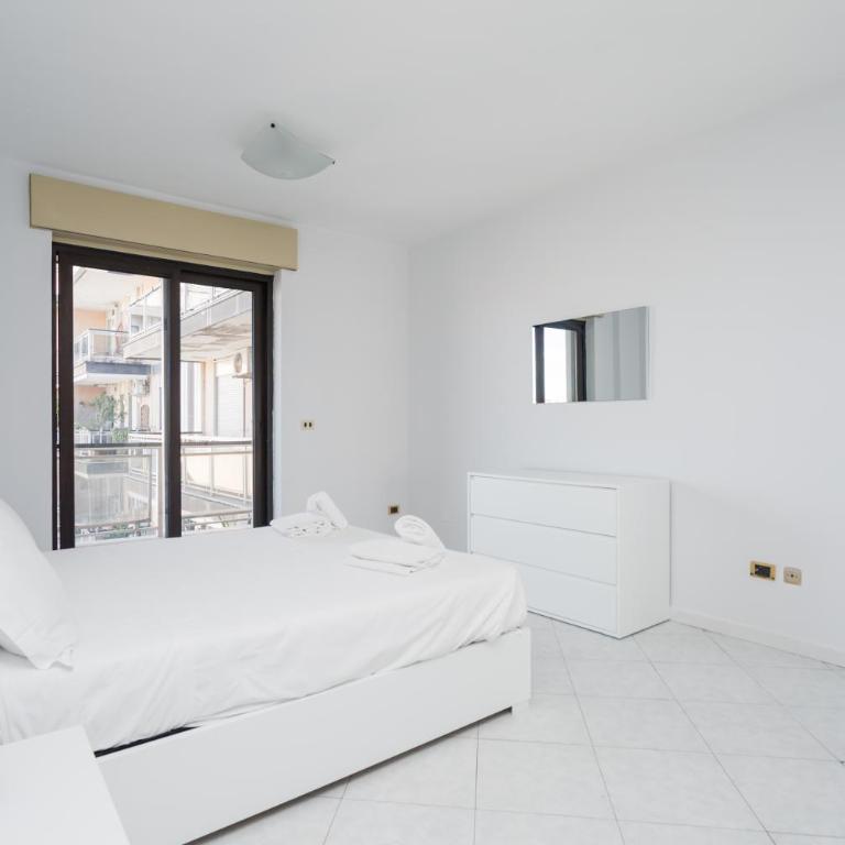 Domus Partenope view By Dimorra - Appartamento con 2 Camere da Letto - 12