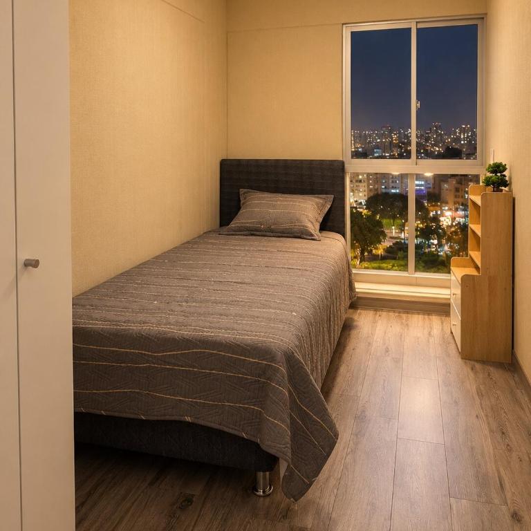 Apartamento con balcones y vista a la plaza de Magdalena - Apartamento de 3 dormitorios - 5