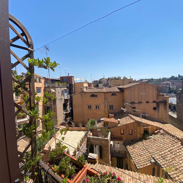 L'antica casa del pittore - Three-Bedroom Deluxe Apartment - 23