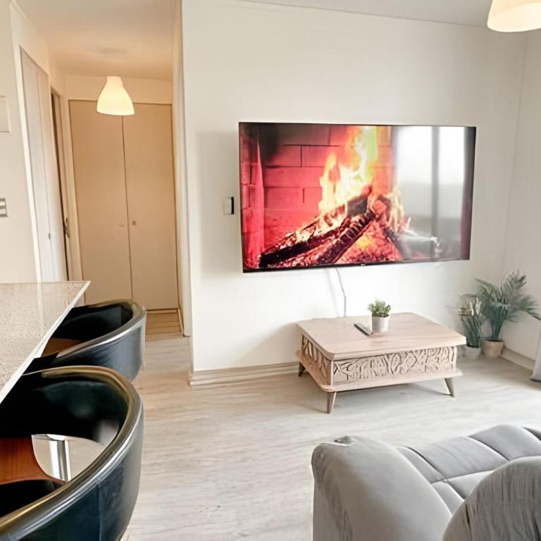 Cozy Central Apartment with Great Connectivity - Apartment - 1