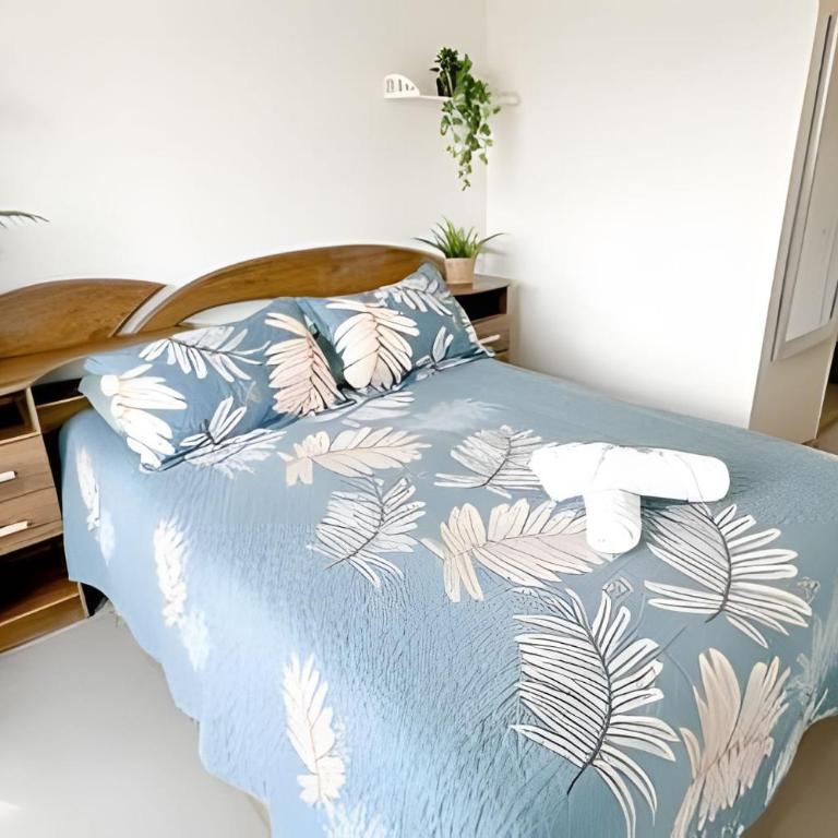 Cozy Central Apartment with Great Connectivity - Apartment - 10