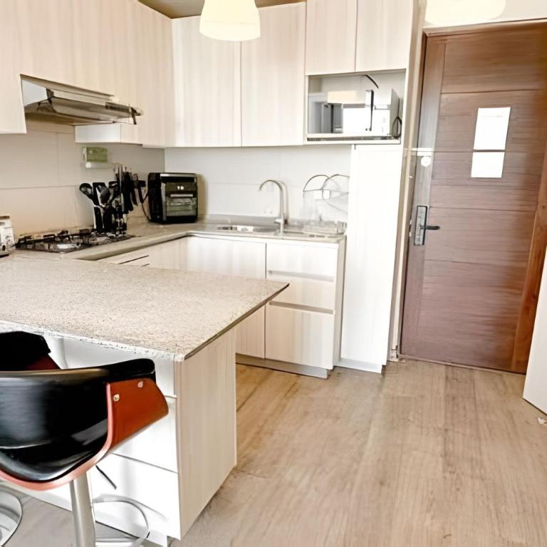Cozy Central Apartment with Great Connectivity - Apartment - 20