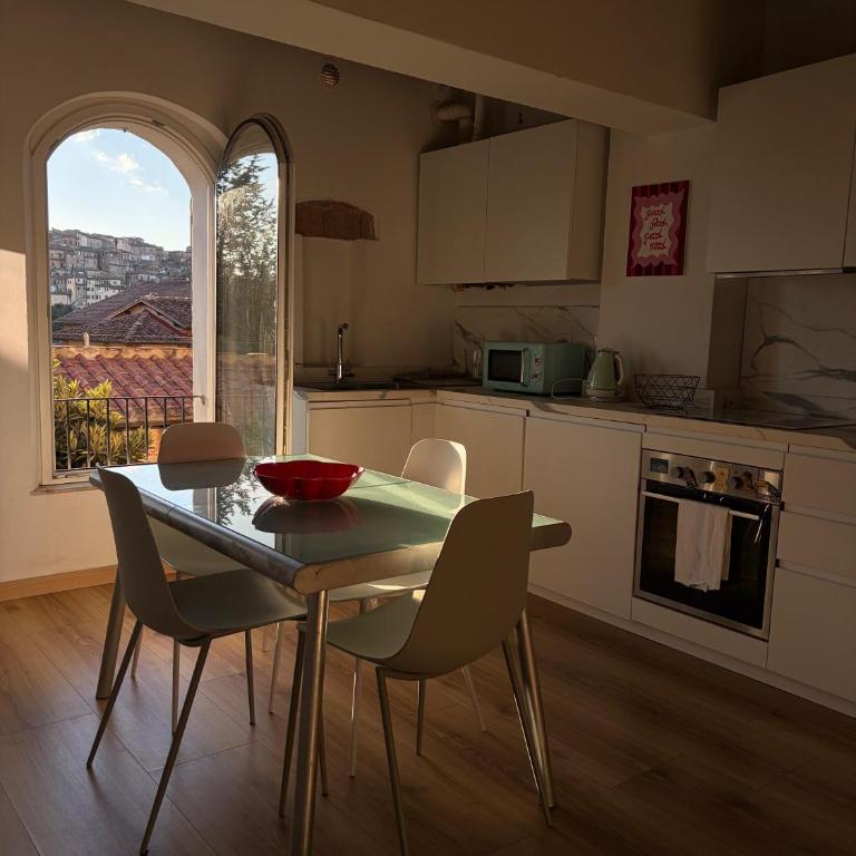 CASA ILARIA - Luminoso Appartamento con Vista nel Centro Storico - Appartamento con 1 Camera da Letto - 28