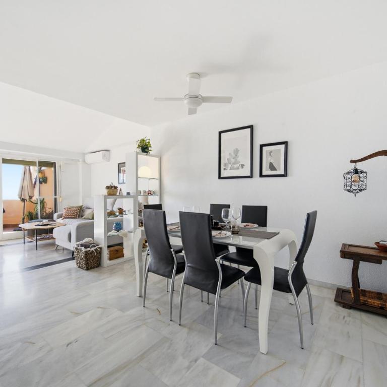 A05 El Porton - apartment - Apartment mit 2 Schlafzimmern, Terrasse und Meerblick - 8