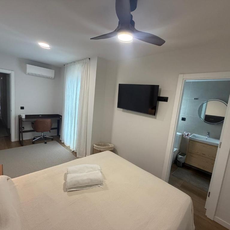 New Spacious 2BR Apartment - Las Canteras Beach - Side Sea View - 2 Bathrooms - AC - Parking - Appartamento con 2 Camere da Letto - 20