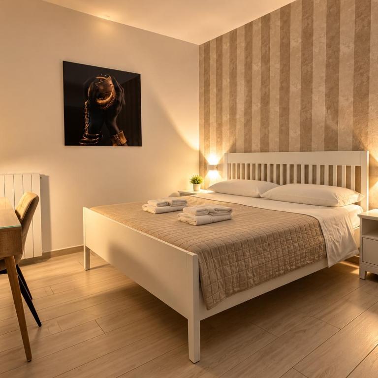 Home-Carrara - One-Bedroom Apartment - 6