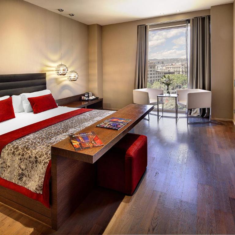 Olivia Plaza Hotel - Superior Double Room with View - 1