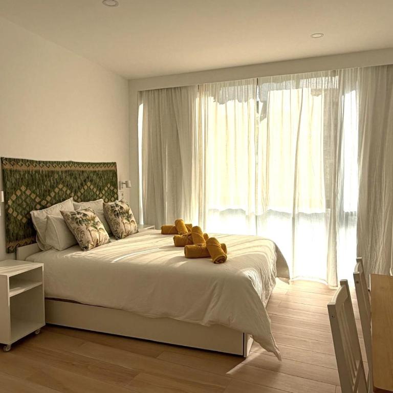 White & Center - Estudio Triple Estándar - 5
