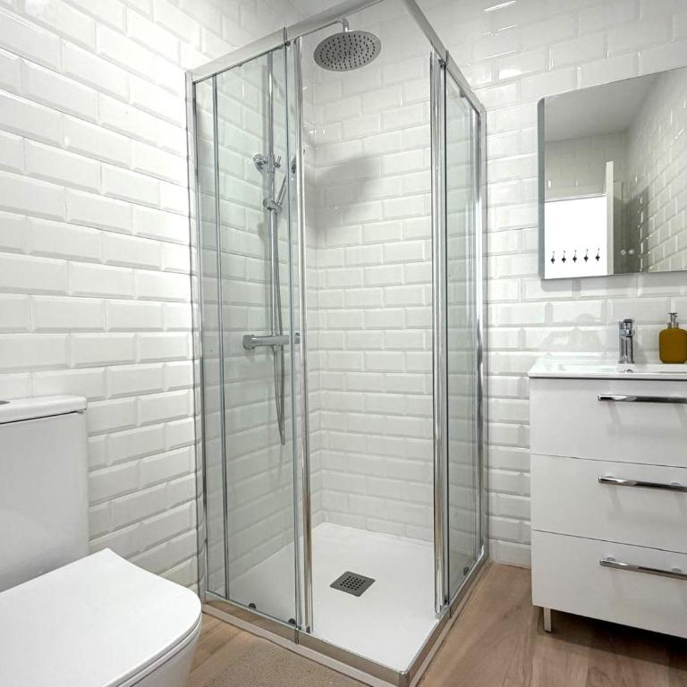 White & Center - Estudio Triple Estándar - 13