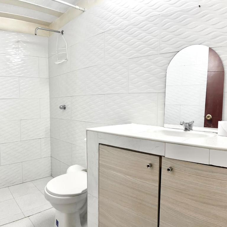 Casa Colonial Marta - Three-Bedroom House - 8