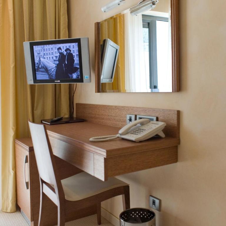 Monte Casa SPA & Wellness - Single Room with Park View - 3