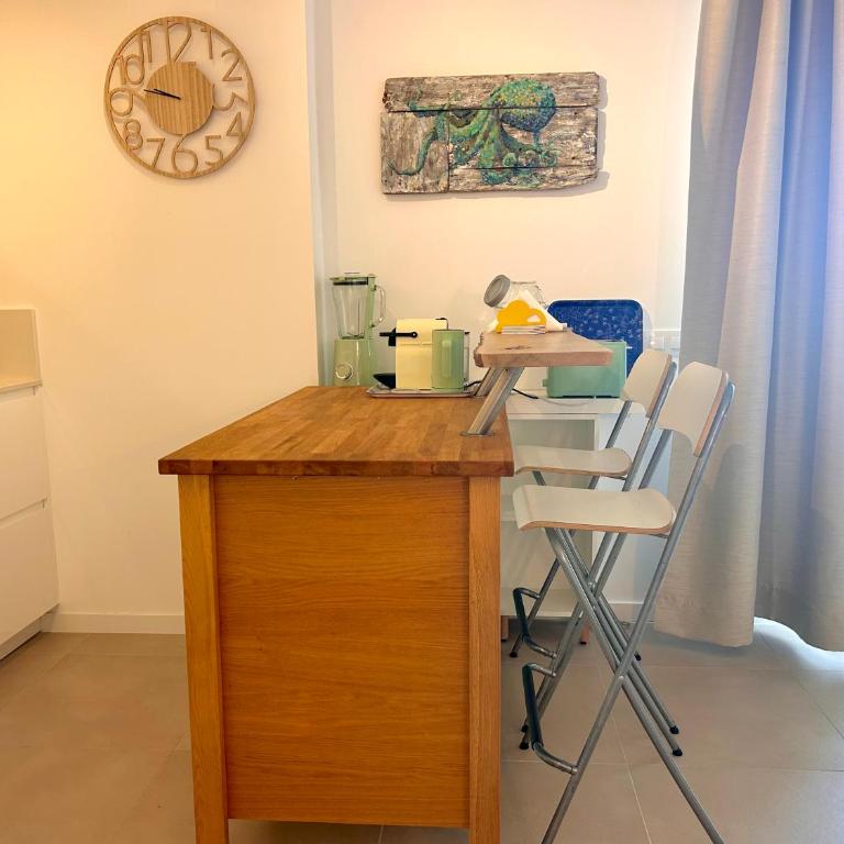 Newly built, colorful apartment with sea views - Apartment mit 2 Schlafzimmern, einem Balkon und Meerblick - 24
