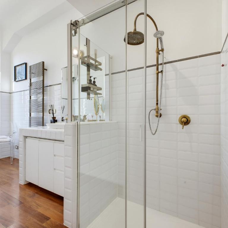 Duomo 600m and Luxury Design Apartament with Wifi and AC - Appartamento con 1 Camera da Letto - 2