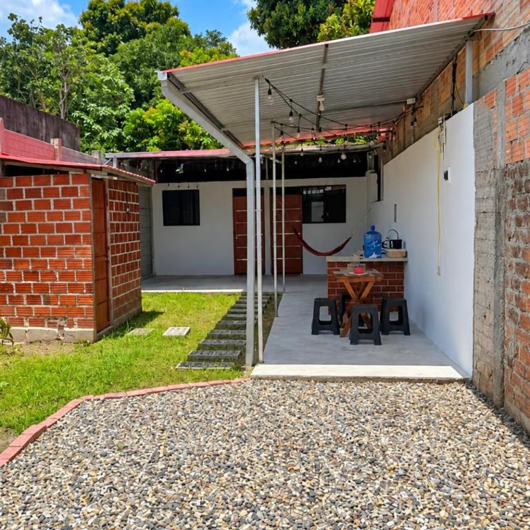 Casa en Zaragoza con Jardín y Estacionamiento privado - Two-Bedroom House - 29