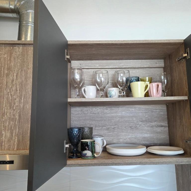Frente al mar renovado en Varese, balcón con vista total - Apartamento de 2 dormitorios - 21