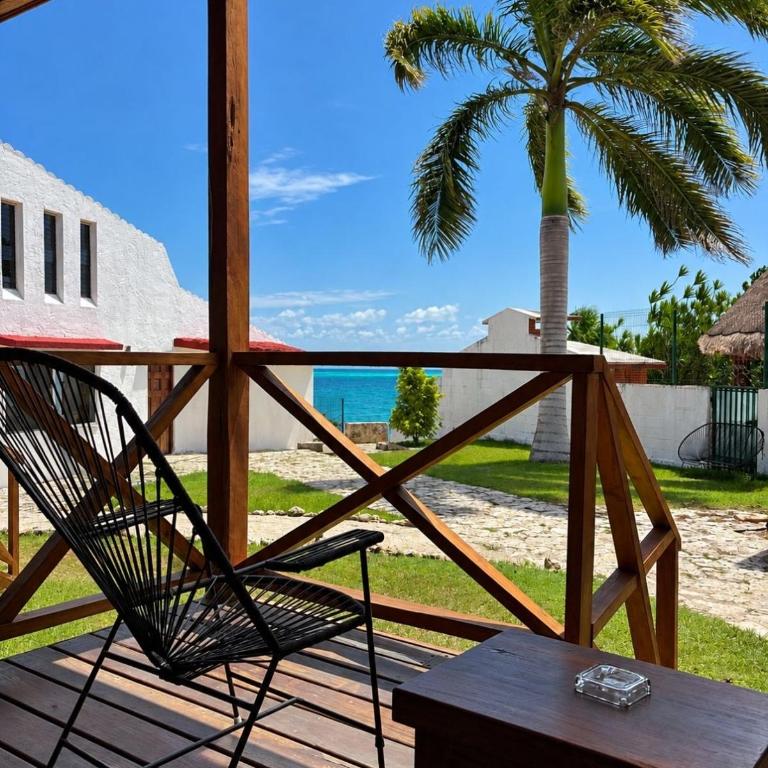 Hotel My Love Bacalar Lagoon Front -Gratis Renta Kayyaks - Bungalow Deluxe Partial Lagoon View with Terrace - 3