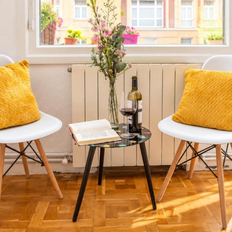 "El rincon del pintor"Enorme piso a junto a Laurel ascensor By Apartamentos Logrono - Apartamento con balcón - 12
