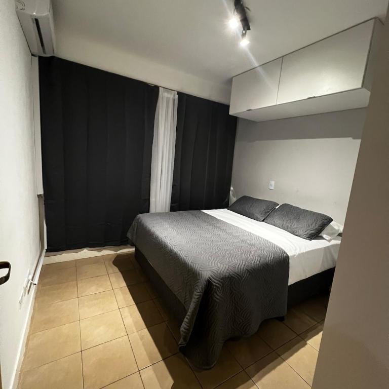 Departamento monoambiente amplio en el centro de la ciudad - Apartamento de 1 dormitorio - 4