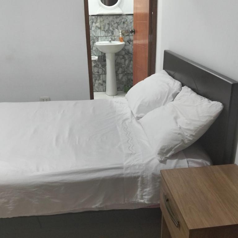 Hospedaje Luciana - Budget Double Room - 4