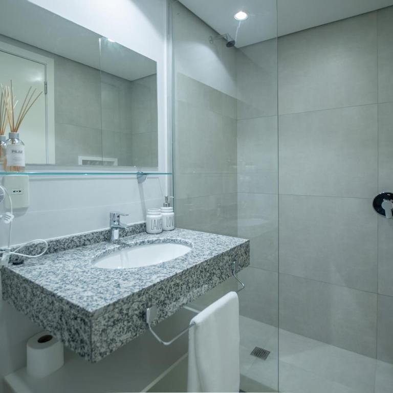 Asuncion 2BR Pool Gym Balcony & Parking - Apartamento - 21
