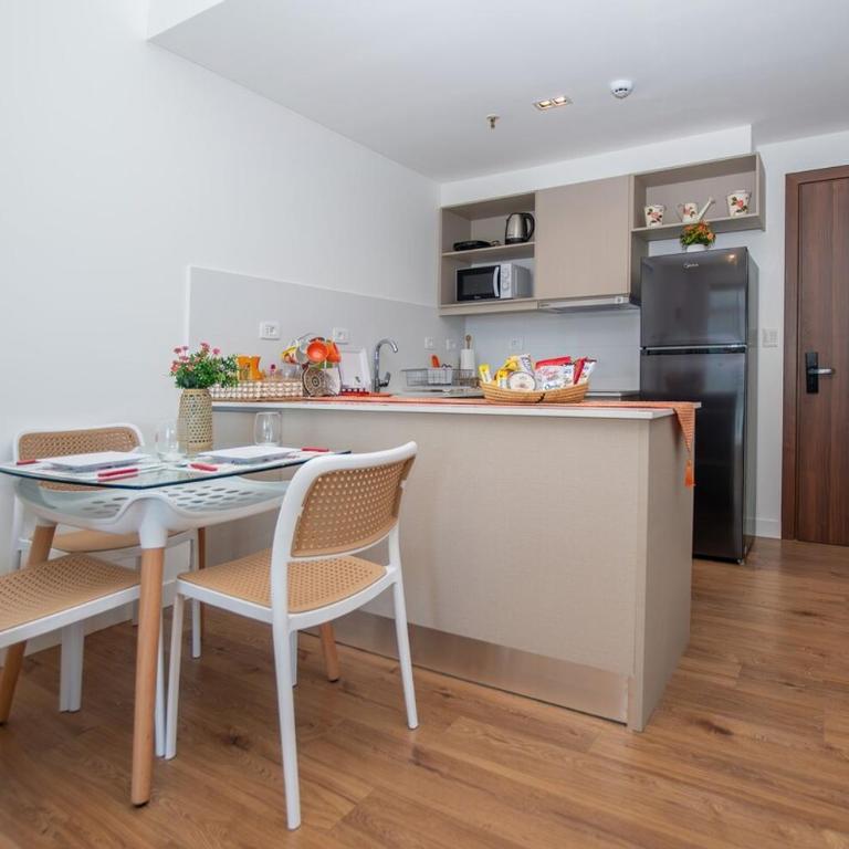 Prime Location One-Bedroom Near the Mall - Apartamento - 3