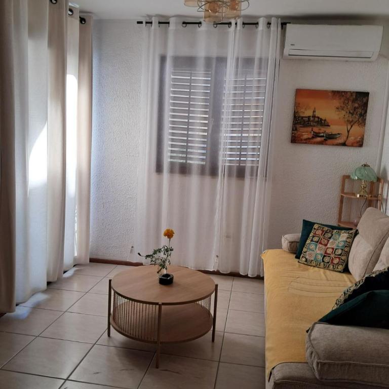 KodBrankice Budva - Apartment mit 1 Schlafzimmer - 4