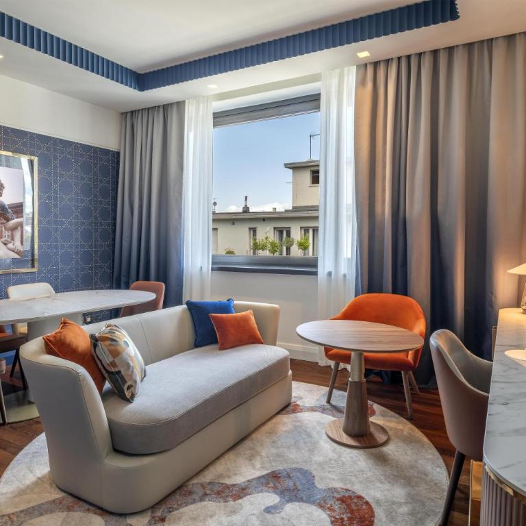 Hilton Turin Centre - Suite King con 1 Camera da Letto - 2