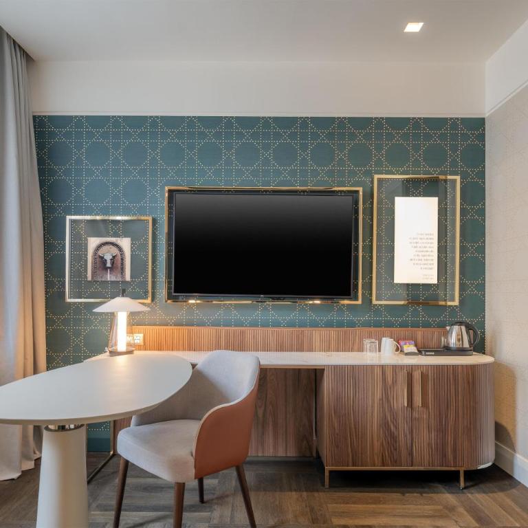 Hilton Turin Centre - Camera King Deluxe - 7