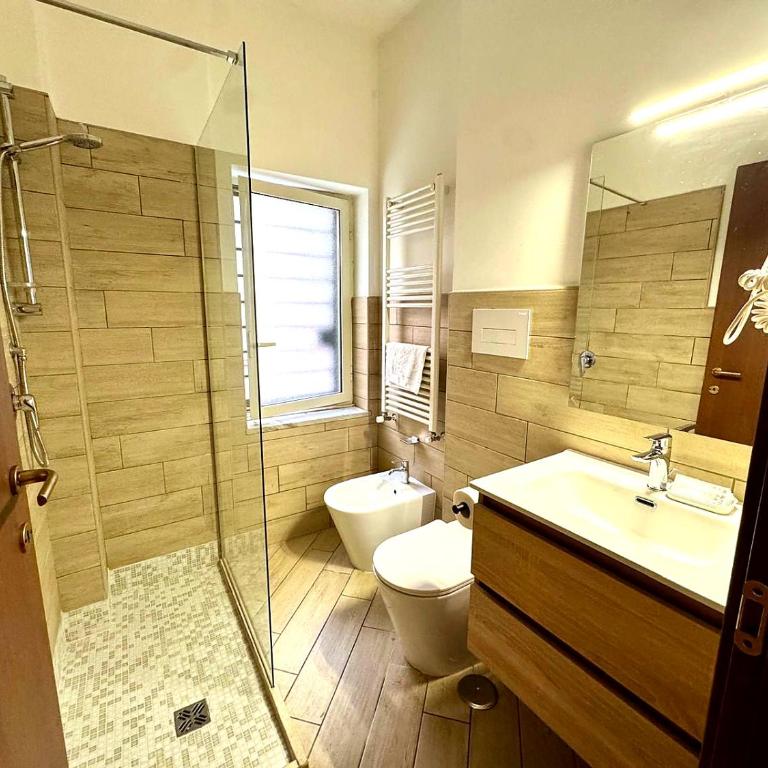 Holiday Garibaldi - Double Room with Private Bathroom - 17