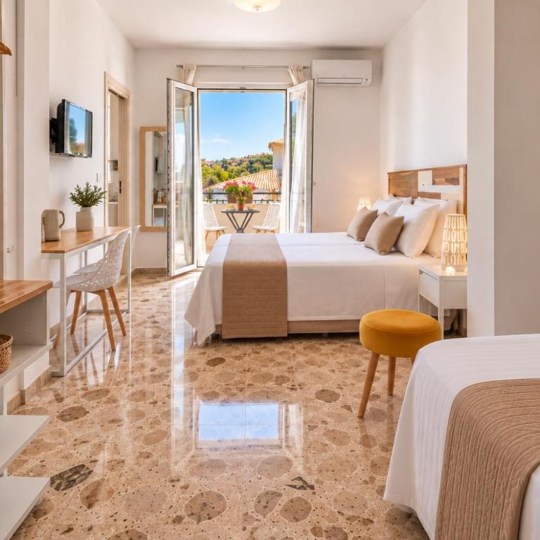 B&B - Le Tre Comari - Camera Tripla Comfort - 1