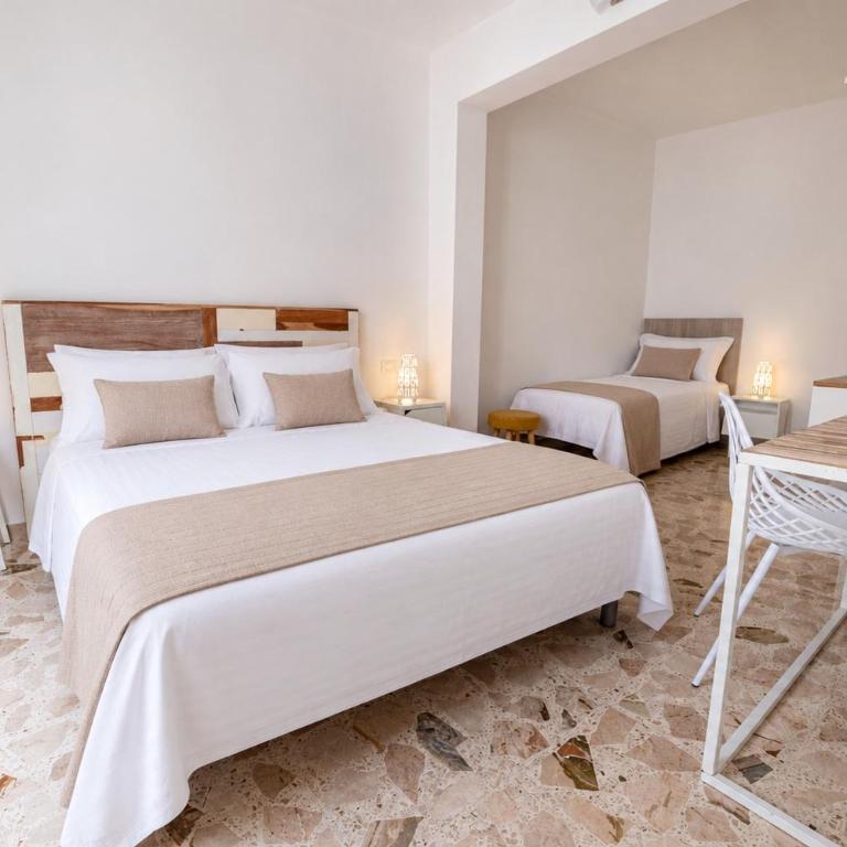 B&B - Le Tre Comari - Camera Tripla Comfort - 10