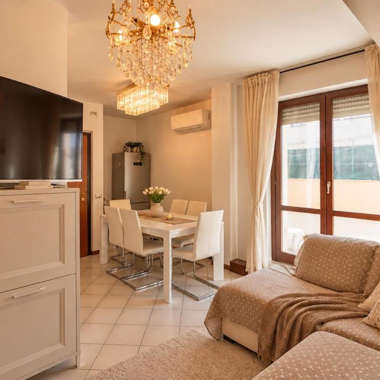 Bellocchio Apartment - Three-room apartment near the station - Appartamento con 2 Camere da Letto - 1