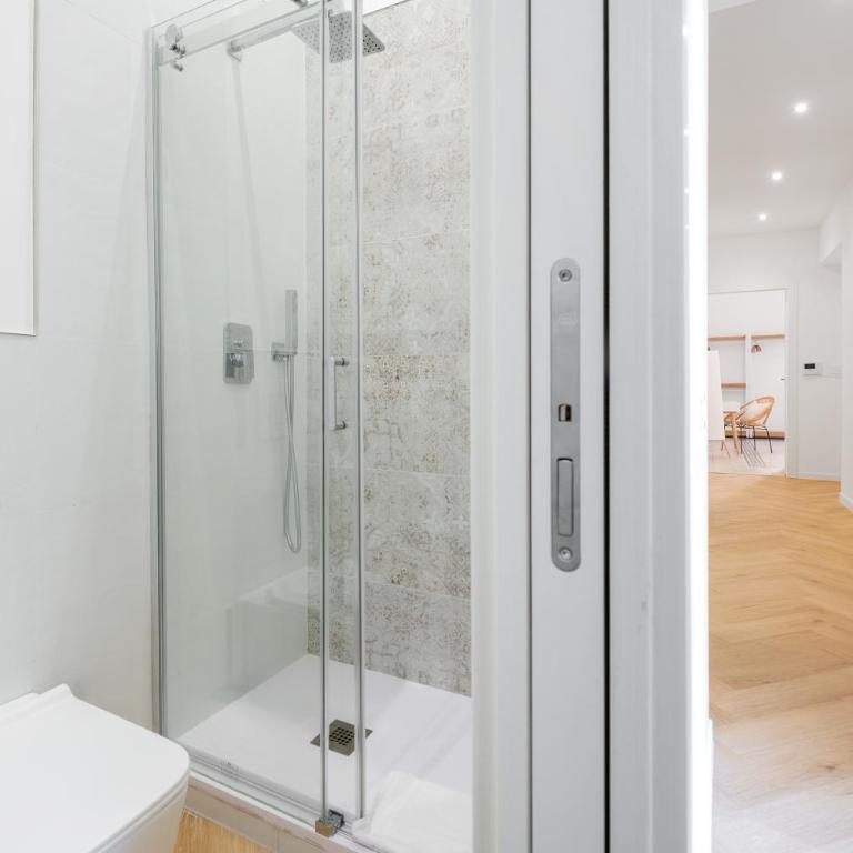 Sunny Muse Trastevere - Appartamento con 2 Camere da Letto - 19