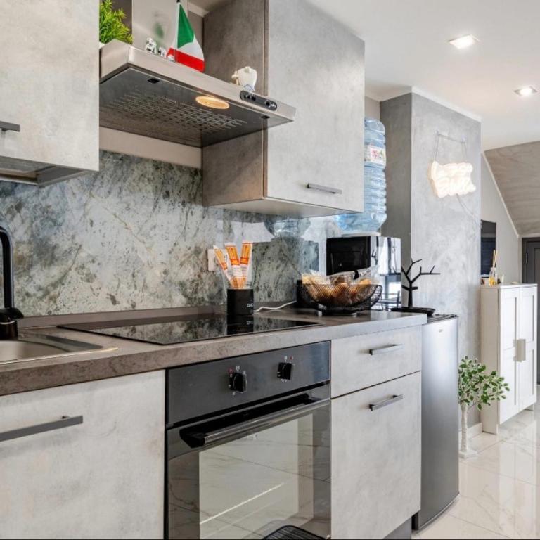 La 75 Stella Home Catania - Casa con 2 Camere da Letto - 31