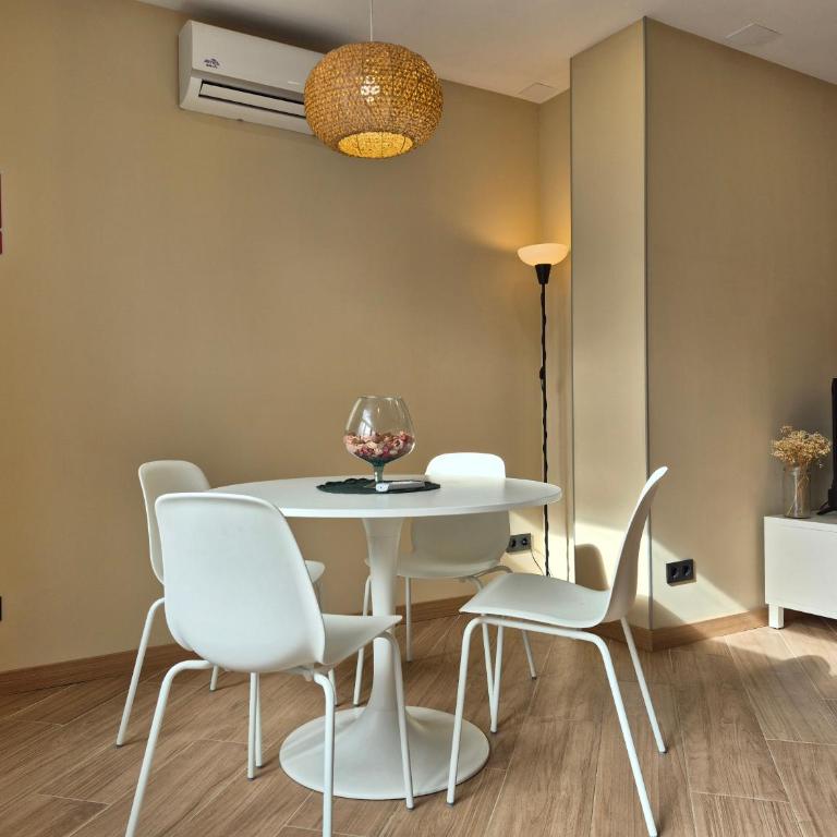 NEW Apartamentos Costa del Alma - Bioparc, Turia, Metro, WiFi - Apartamento Deluxe - 4