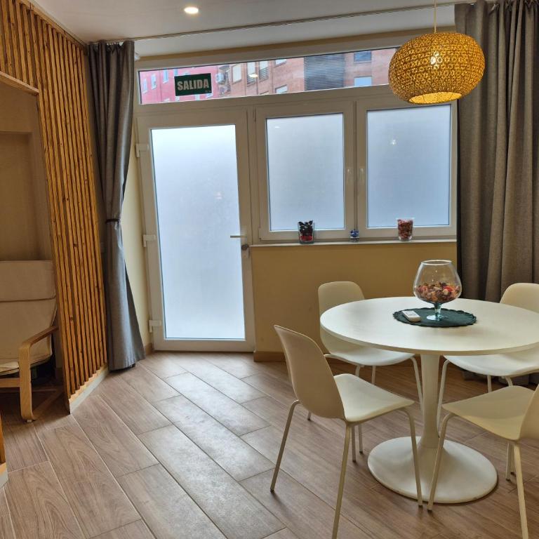 NEW Apartamentos Costa del Alma - Bioparc, Turia, Metro, WiFi - Apartamento Deluxe - 3
