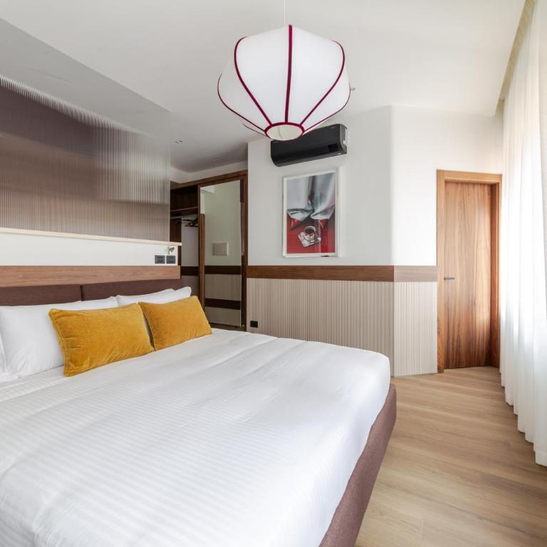 Casa Arcimboldi - Duomo Suites Milano - Leia Hospitality - Camera Tripla - 1