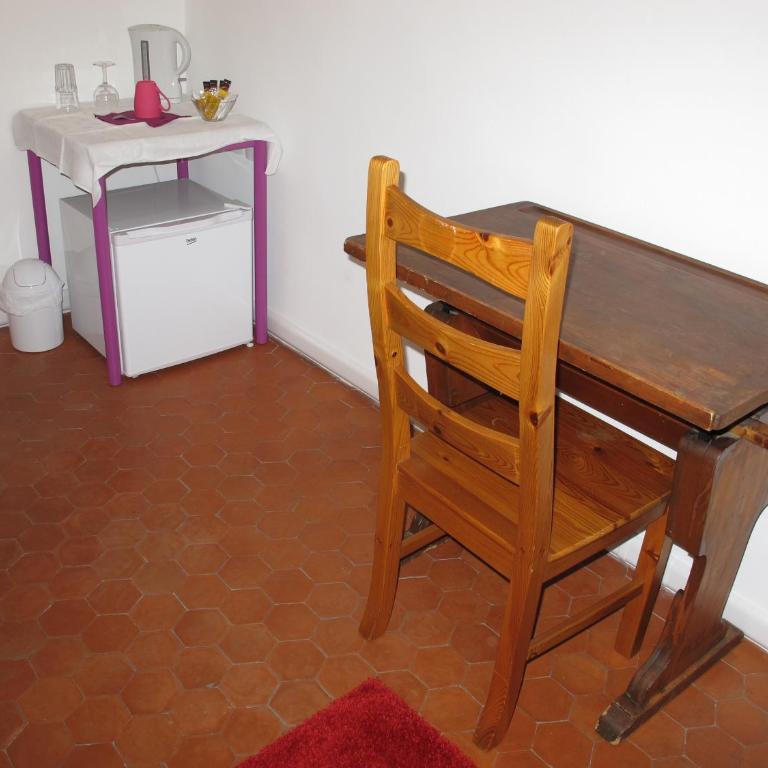Villa Belle Rive - Chambre Simple Économique avec Douche et Toilettes Communes - 2