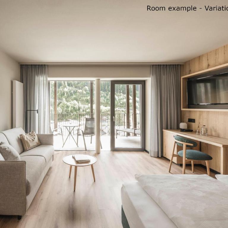 Hotel Carmen Dolomites - Suite Junior con Vista Montagna - 1