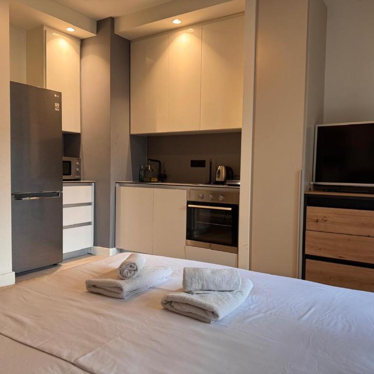BW River View Apartments - Breakfast included - Studio s Pogledom na Vrt - 1