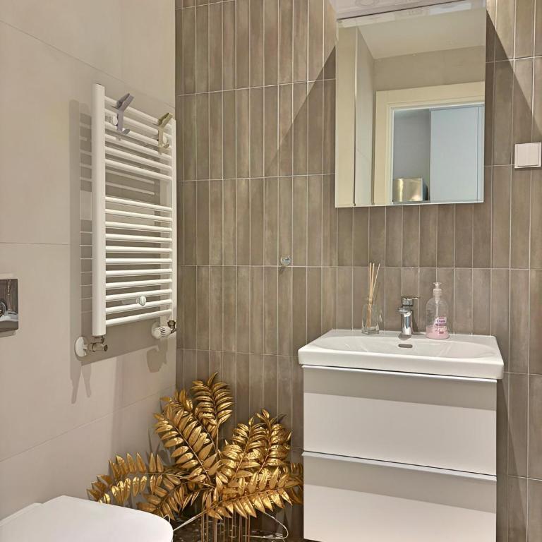 BW River View Apartments - Breakfast included - Porodični Studio - 4