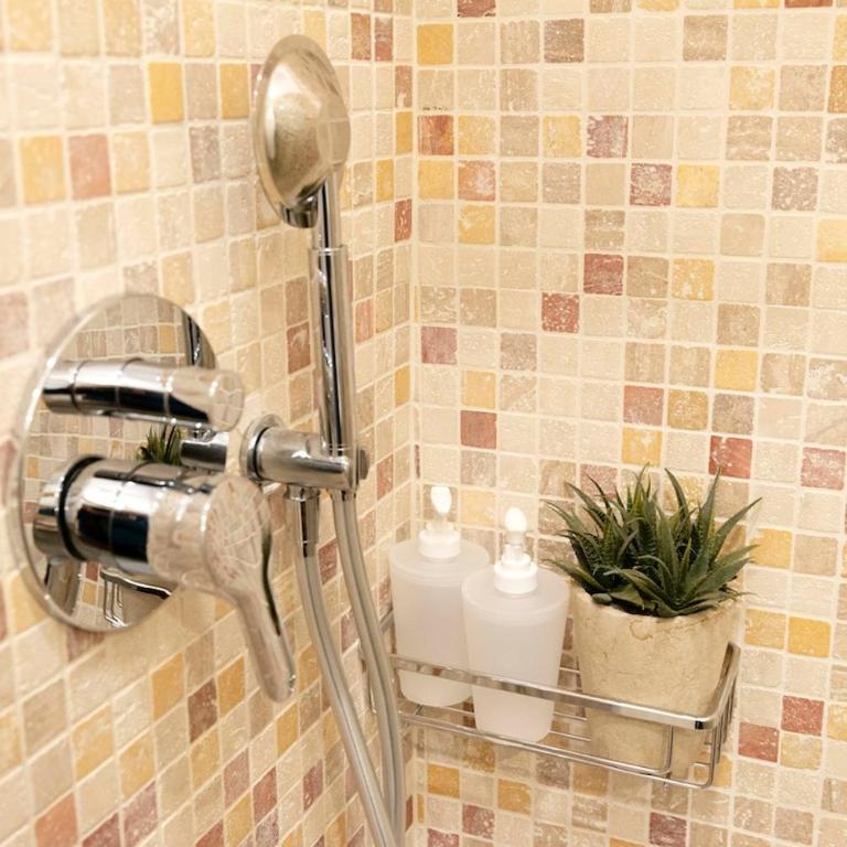 LinArts in Trastevere - Appartamento Standard con 2 Camere da Letto - 25