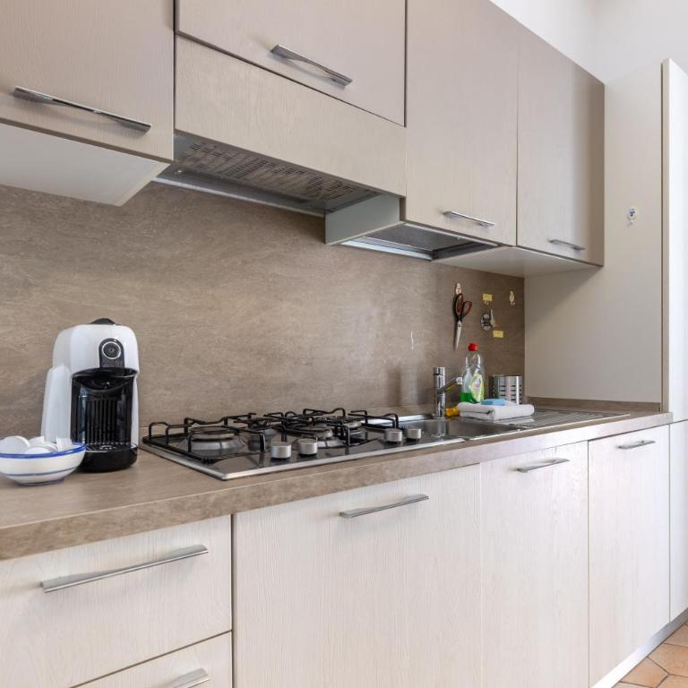 Hostdomus - Villino Matilde - Appartamento con 2 Camere da Letto - 10