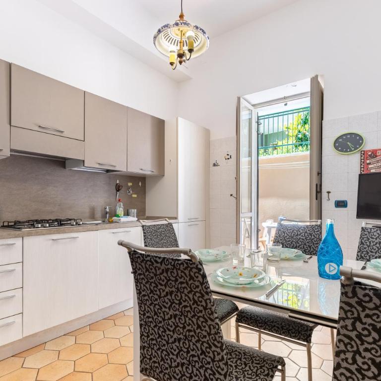 Hostdomus - Villino Matilde - Appartamento con 2 Camere da Letto - 12